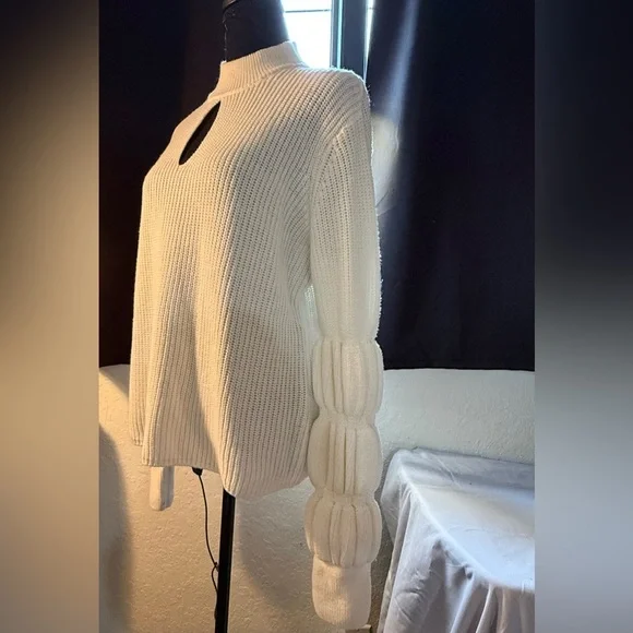 VENUS Cream Cowl Neck Sweater with Textured Sleeves - Picture 4 of 14